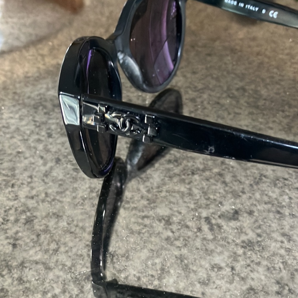 Black Chanel glasses - Picture 2 of 4